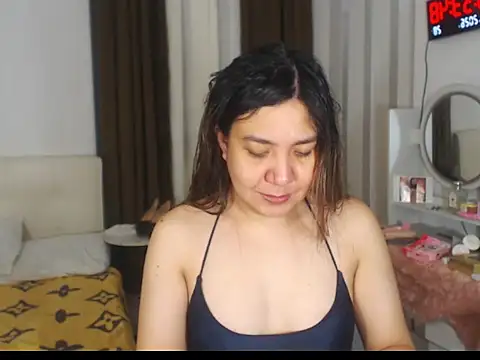 stellahugeX online show from 19, 4, 2026