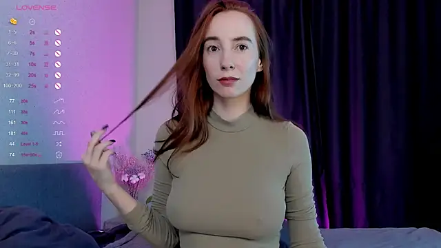 Snapshot of Honeyfern chatting on 7, 10, 2025 Honeyfern online show from 7, 10, 2025