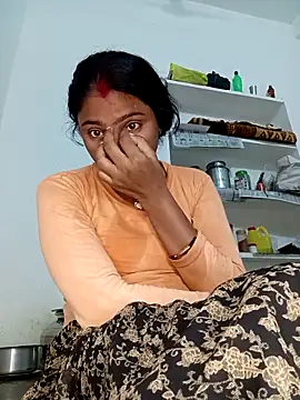 Snapshot of Payal-0143 chatting on 8, 9, 2025 Payal-0143 online show from 8, 9, 2025