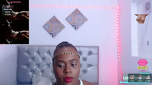 Snapshot of biigass_ebony chatting on 19, 9, 2025 biigass ebony online show from 19, 9, 2025