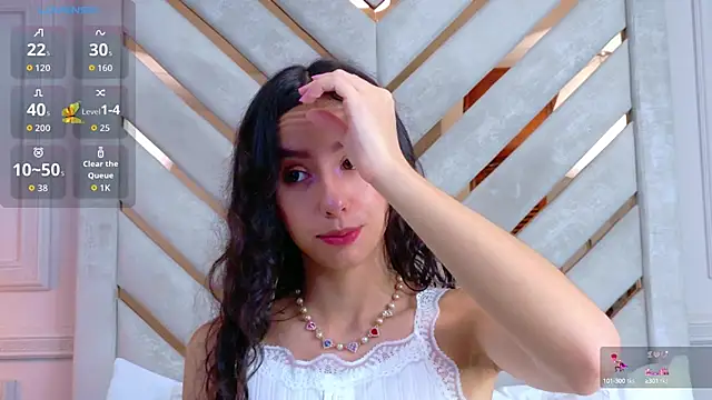 Snapshot of Sarah-Grace chatting on 22, 9, 2025 Sarah-Grace online show from 22, 9, 2025