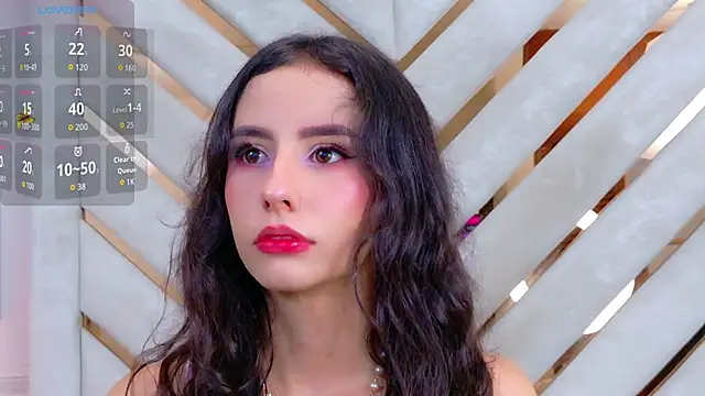 Snapshot of Sarah-Grace chatting on 2, 10, 2025 Sarah-Grace online show from 2, 10, 2025