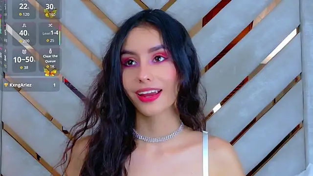 Snapshot of Sarah-Grace chatting on 10, 11, 2025 Sarah-Grace online show from 10, 11, 2025