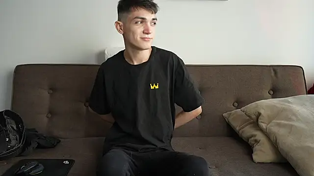 Snapshot of MattyandAiden chatting on 18, 1, 2026 MattyandAiden online show from 18, 1, 2026