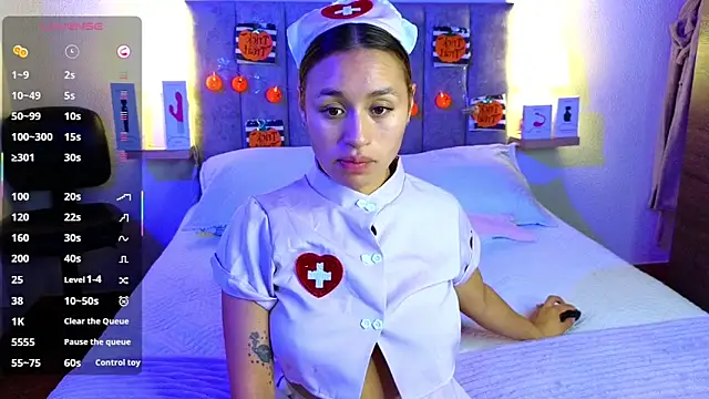 juliana-mancini online show from 30, 10, 2025