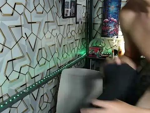 darryl hugecok online show from 22, 9, 2025