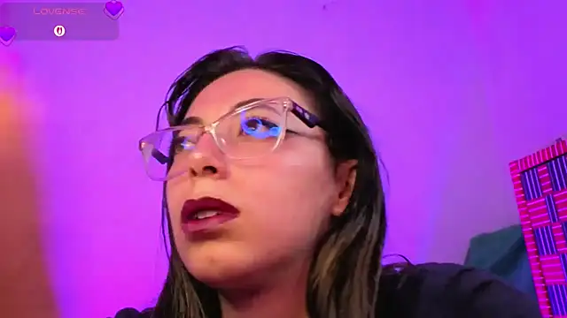 Miranda sexlove  online show from 18, 2, 2026