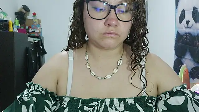 Snapshot of greeneyes_nurse chatting on 24, 6, 2026 greeneyes nurse online show from 24, 6, 2026
