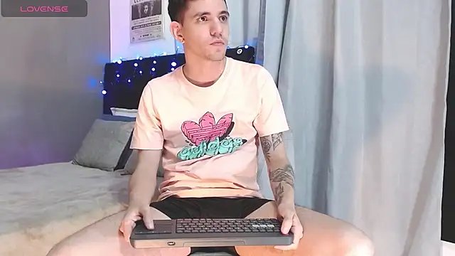 Matteo12  online show from 17, 11, 2025