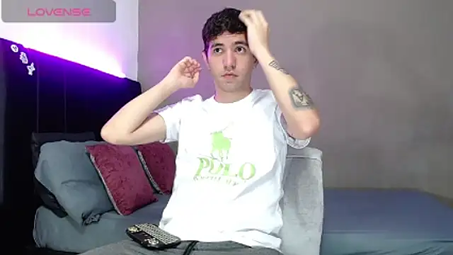 Snapshot of Matteo12_ chatting on 21, 2, 2026 Matteo12 online show from 21, 2, 2026