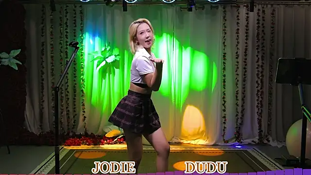 Snapshot of yznt-dudu chatting on 2, 6, 2026 yznt-dudu online show from 2, 6, 2026