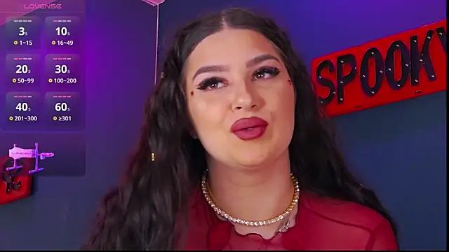 Snapshot of AdelynnReeds chatting on 31, 10, 2025 AdelynnReeds online show from 31, 10, 2025