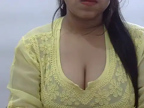 Snapshot of LIYO_ chatting on 15, 6, 2026 LIYO online show from 15, 6, 2026