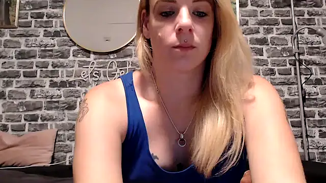 SexyMilf 37 online show from 1, 7, 2026