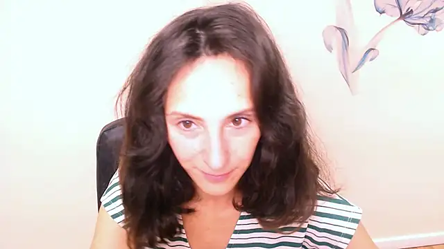 Snapshot of AlissaJersi chatting on 18, 9, 2025 AlissaJersi online show from 18, 9, 2025