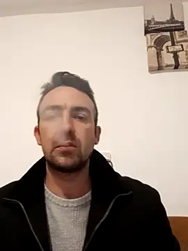 Snapshot of PopaOctavian chatting on 16, 10, 2025 PopaOctavian online show from 16, 10, 2025