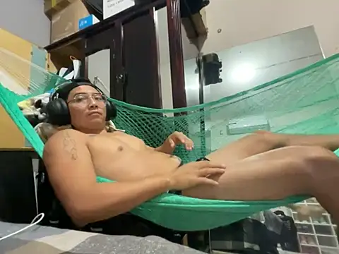 AlejXndroKD online show from 21, 9, 2025