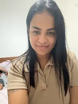 Snapshot of gabybi chatting on 18, 10, 2025 gabybi online show from 18, 10, 2025
