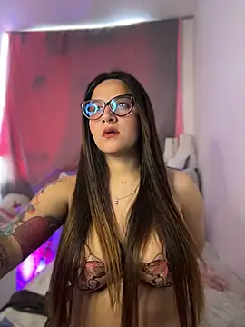 Snapshot of Linda_Bellucci chatting on 27, 6, 2026 Linda Bellucci online show from 27, 6, 2026