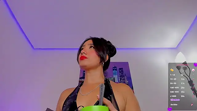 eva rain  online show from 13, 11, 2025