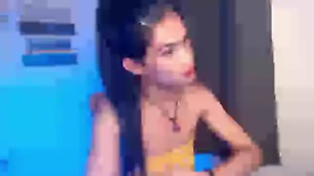 Snapshot of bellalot chatting on 8, 11, 2025 bellalot online show from 8, 11, 2025