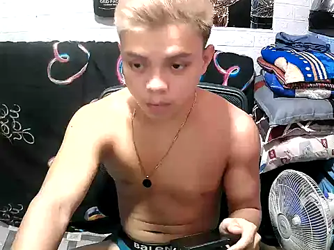 Pinoy slutcummer69 online show from 18, 6, 2026