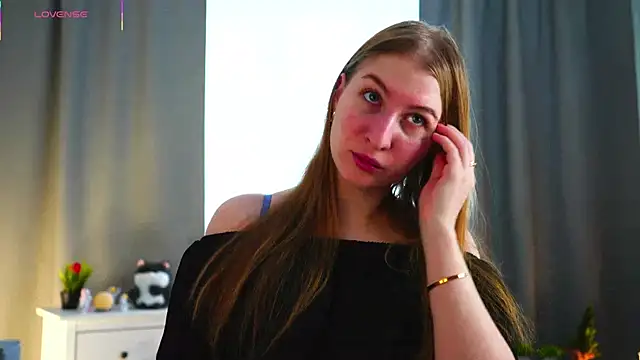 LorettaGladman online show from 15, 4, 2026