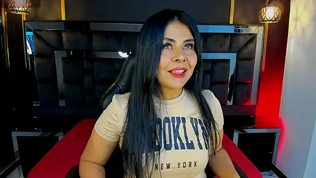 Aniajoness  online show from 18, 4, 2026