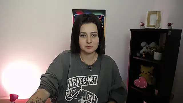 Katrin kiss  online show from 1, 10, 2025