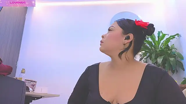 Daisy Price online show from 26, 3, 2026