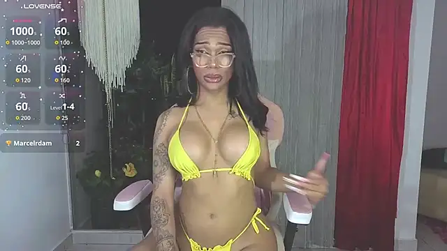 Snapshot of Queen_Morena chatting on 30, 7, 2026 Queen Morena online show from 30, 7, 2026