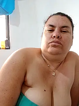 yaneth  online show from 2, 11, 2025