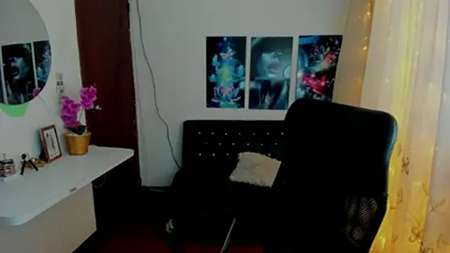 valeria-duarte online show from 24, 11, 2025