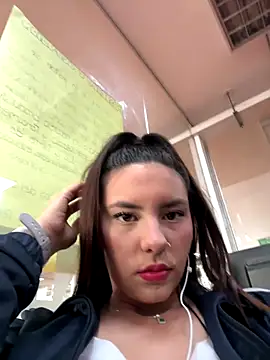 Katie rawwww online show from 5, 12, 2025