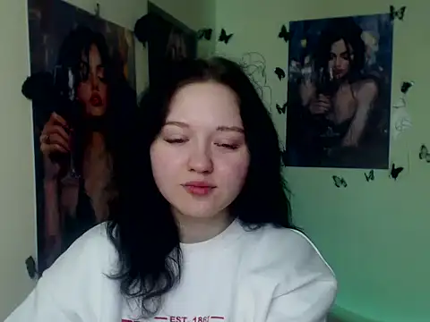 LadyAlice  online show from 2, 2, 2026