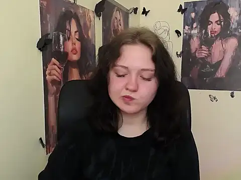 LadyAlice  online show from 20, 4, 2026