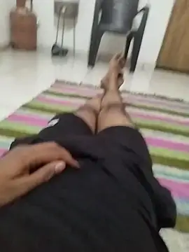 Snapshot of dhruve2010 chatting on 11, 10, 2025 dhruve2010 online show from 11, 10, 2025