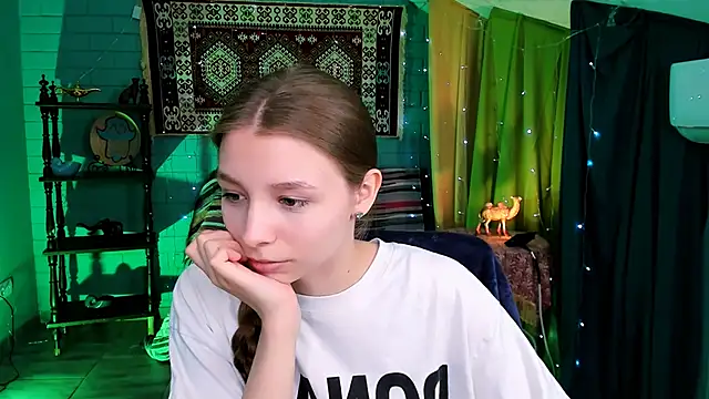 JulieDaniel online show from 17, 4, 2026