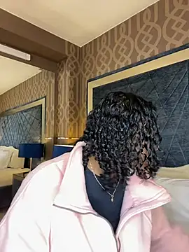 Snapshot of LisaMendez chatting on 19, 6, 2026 LisaMendez online show from 19, 6, 2026