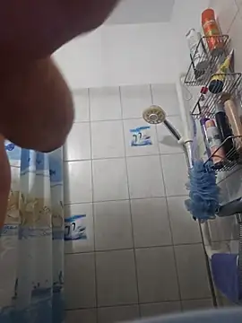 Snapshot of Atawolf87 chatting on 18, 10, 2025 Atawolf87 online show from 18, 10, 2025