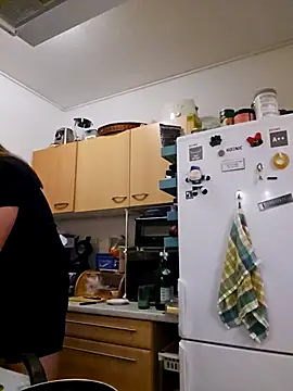 Snapshot of Atawolf87 chatting on 17, 11, 2025 Atawolf87 online show from 17, 11, 2025