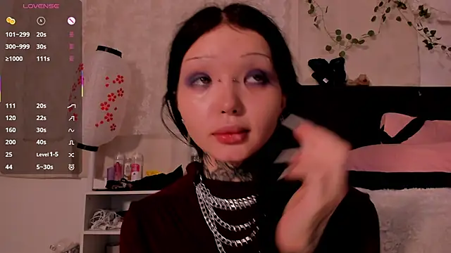 Lein Bone online show from 2, 10, 2025