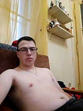 Snapshot of kristaly791 chatting on 2, 11, 2025 kristaly791 online show from 2, 11, 2025