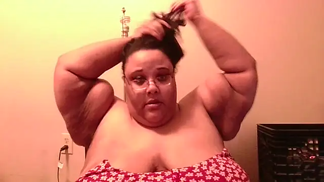 Snapshot of SexyBBW10790 chatting on 9, 11, 2025 SexyBBW10790 online show from 9, 11, 2025