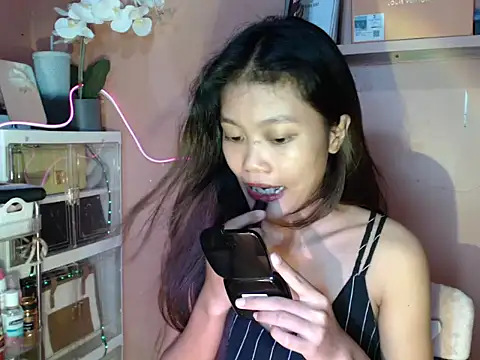 skinny gracie online show from 20, 10, 2025