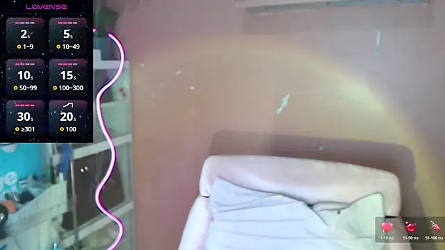 Snapshot of skinny_gracie chatting on 8, 2, 2026 skinny gracie online show from 8, 2, 2026