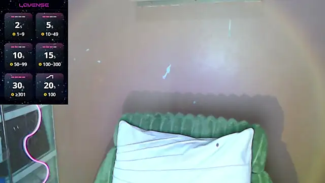 Snapshot of skinny_gracie chatting on 22, 2, 2026 skinny gracie online show from 22, 2, 2026