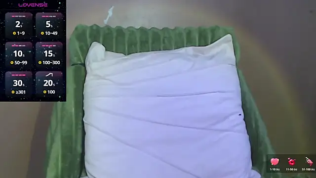 Snapshot of skinny_gracie chatting on 23, 2, 2026 skinny gracie online show from 23, 2, 2026