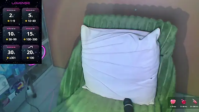 Snapshot of skinny_gracie chatting on 24, 2, 2026 skinny gracie online show from 24, 2, 2026