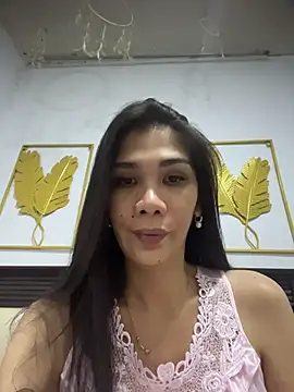Snapshot of Misstrex_kylieElfie chatting on 13, 1, 2026 Misstrex kylieElfie online show from 13, 1, 2026